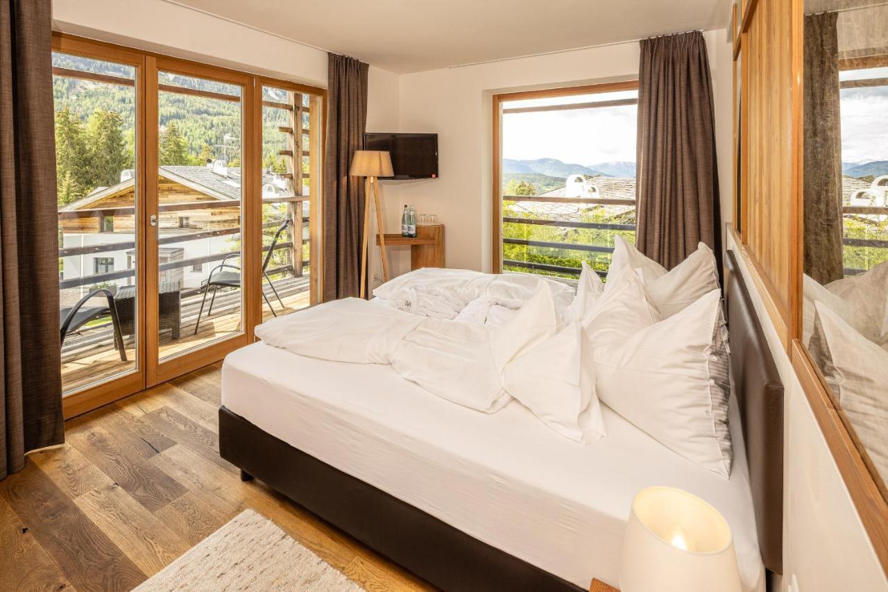 Hotel Arvina Сьюзі Екстер'єр фото
