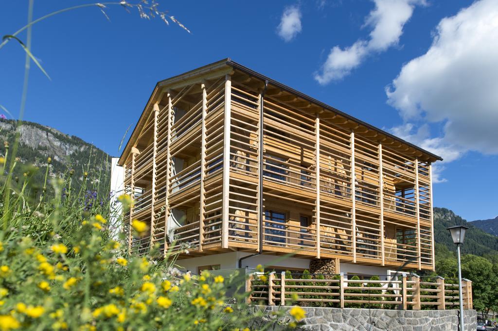 Hotel Arvina Сьюзі Екстер'єр фото