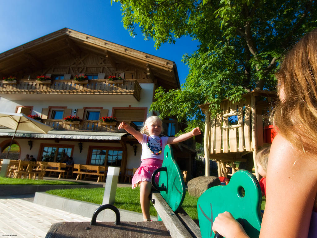 Hotel Arvina Сьюзі Екстер'єр фото